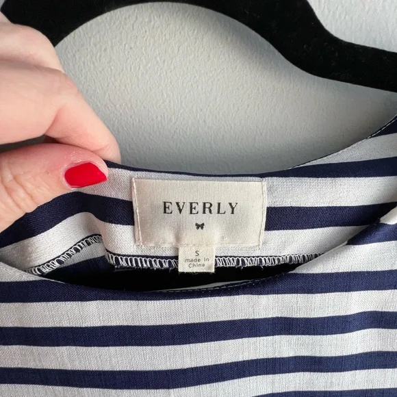 Everly Red, White & Navy Striped Tie-Back Top | Size S - Picture 4 of 7